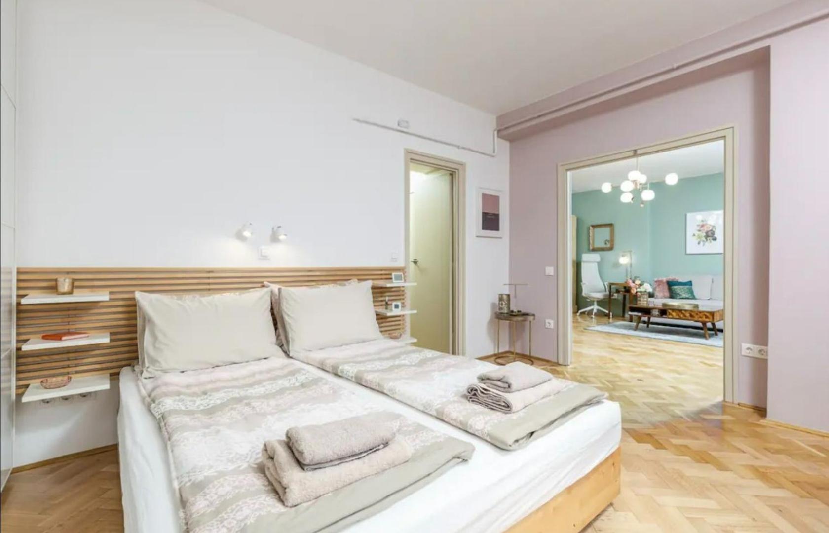 Elegant Escape By Buda Castle For Pleasure Seekers บูดาเปสต์ ภายนอก รูปภาพ